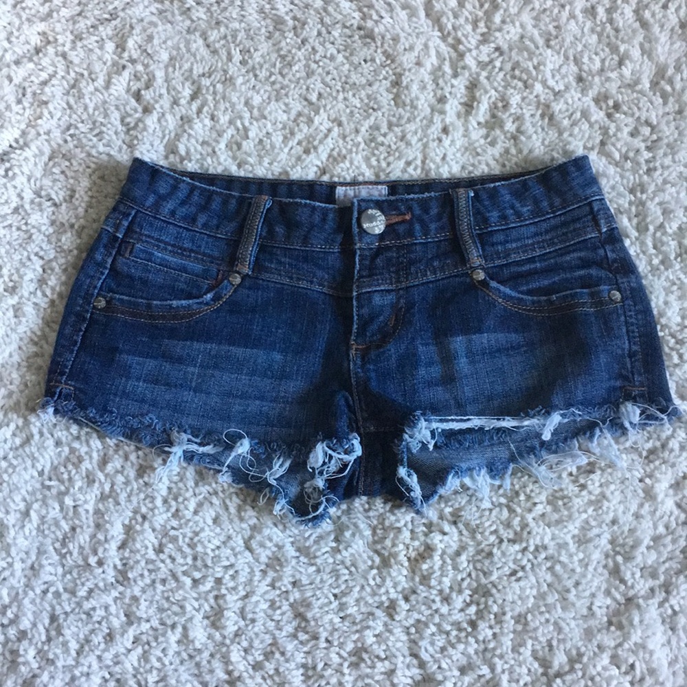 Mudd Cut Off Distressed Jean Shorts 1 27”